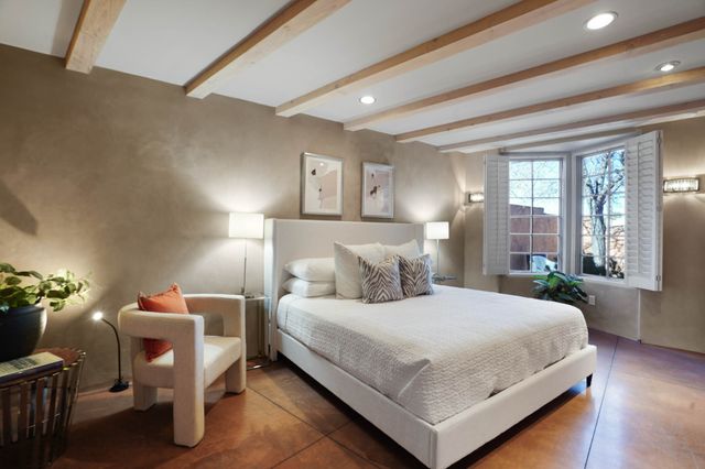 998 Old Pecos Trail, Santa Fe, NM 87505