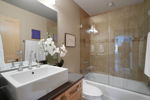 998 Old Pecos Trail, Santa Fe, NM 87505