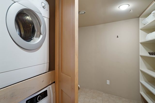 998 Old Pecos Trail, Santa Fe, NM 87505