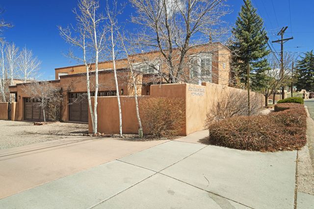 998 Old Pecos Trail, Santa Fe, NM 87505