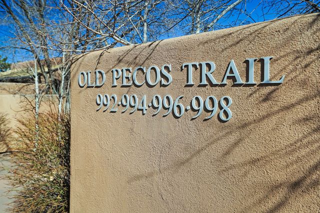 998 Old Pecos Trail, Santa Fe, NM 87505