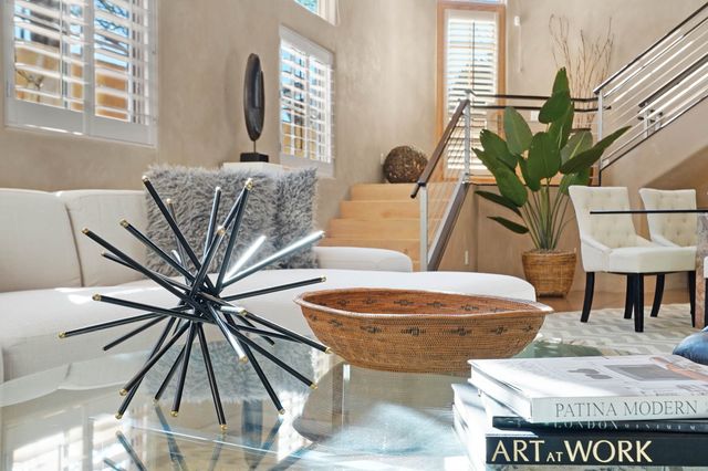 998 Old Pecos Trail, Santa Fe, NM 87505