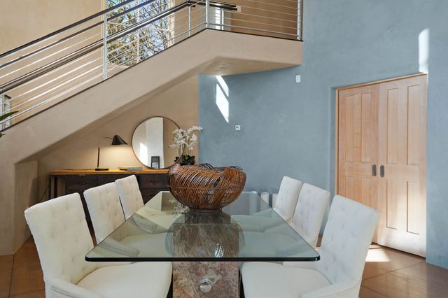 998 Old Pecos Trail, Santa Fe, NM 87505