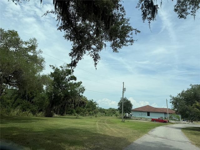 3208 16TH AVE E, Palmetto, FL 34221