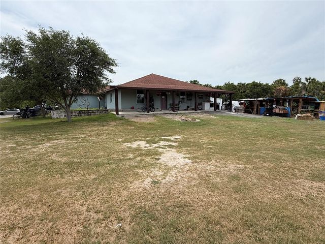 3208 16TH AVE E, Palmetto, FL 34221