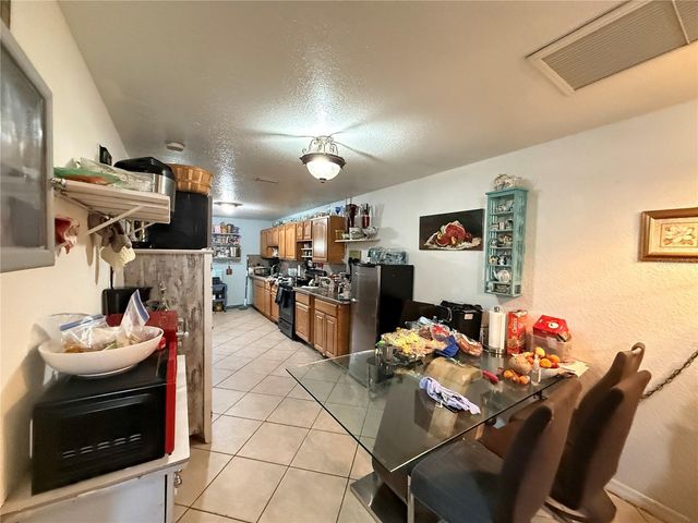 3208 16TH AVE E, Palmetto, FL 34221