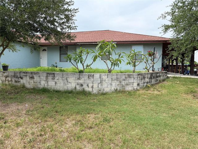 3208 16TH AVE E, Palmetto, FL 34221