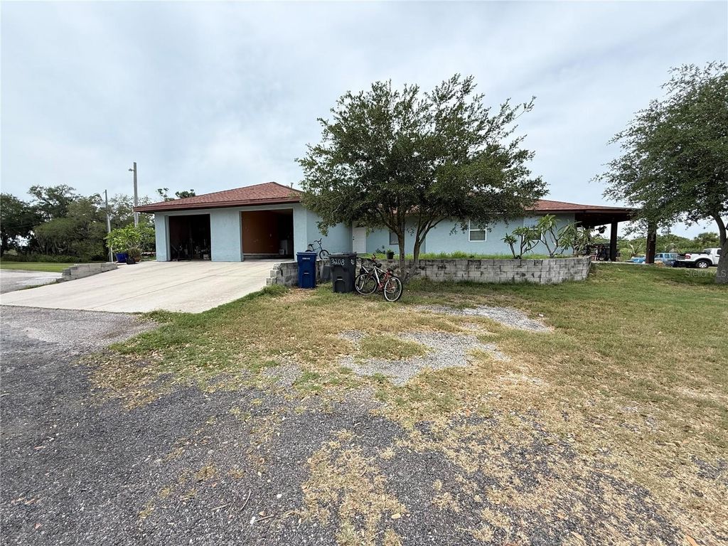 3208 16TH AVE E, Palmetto, FL 34221