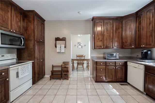 417 McGill Circle, Iva, SC 29655