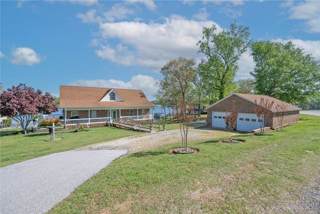 417 McGill Circle, Iva, SC 29655