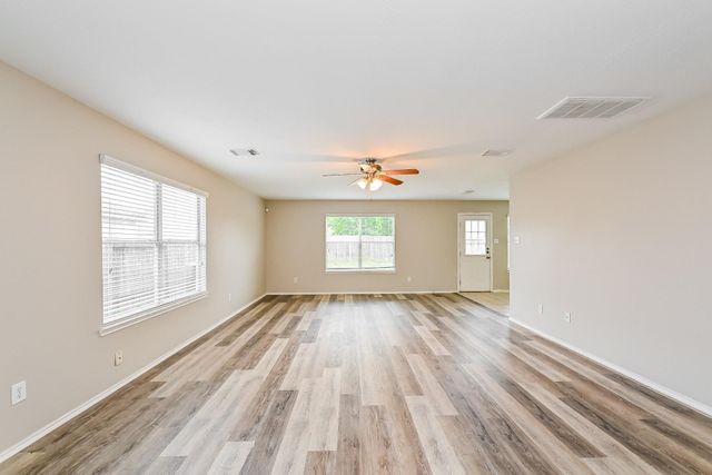 4435 Sprangletop Avenue, Baytown, TX 77521