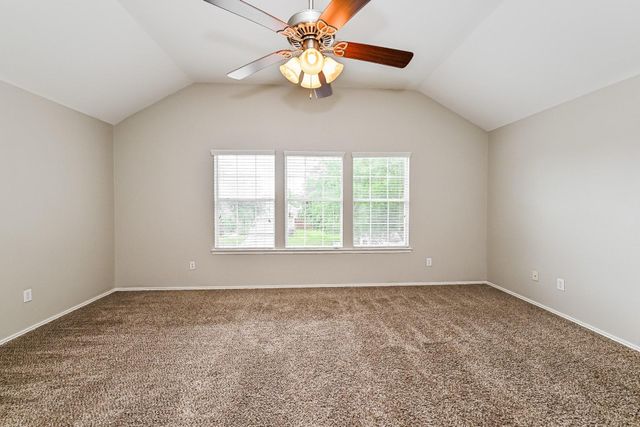 4435 Sprangletop Avenue, Baytown, TX 77521