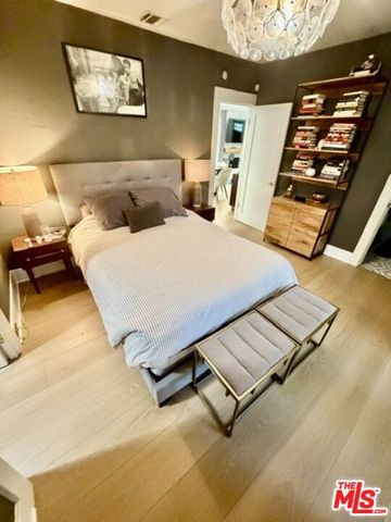 1202 N Poinsettia Place, West Hollywood, CA 90046