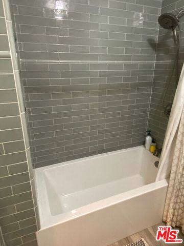 1202 N Poinsettia Place, West Hollywood, CA 90046