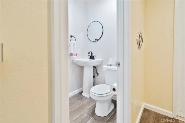 6155 Goshen Avenue, Simi Valley, CA 93063