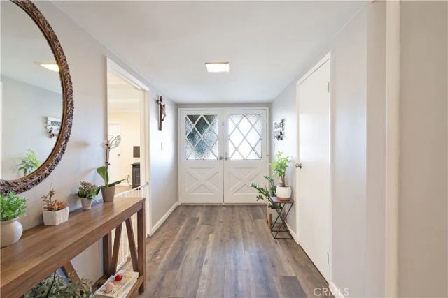 6155 Goshen Avenue, Simi Valley, CA 93063