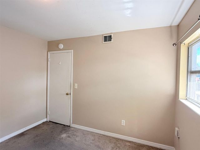 1219 JULIAN LANE DRIVE, Tampa, FL 33619