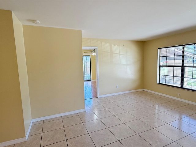 1219 JULIAN LANE DRIVE, Tampa, FL 33619