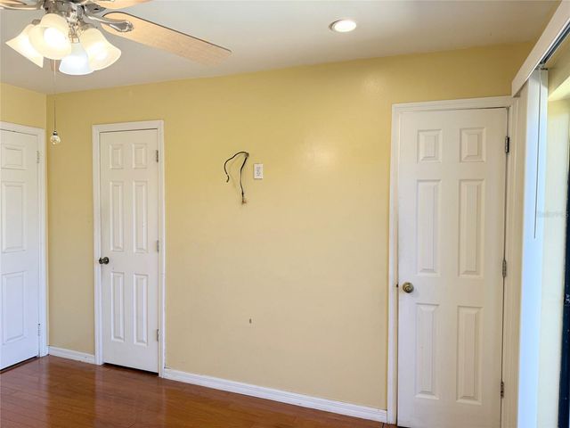 1219 JULIAN LANE DRIVE, Tampa, FL 33619