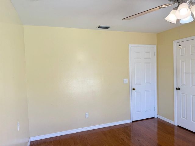 1219 JULIAN LANE DRIVE, Tampa, FL 33619