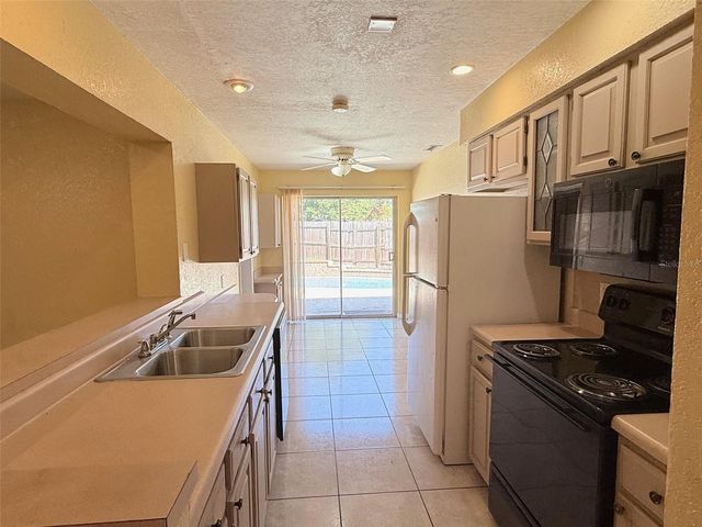 1219 JULIAN LANE DRIVE, Tampa, FL 33619