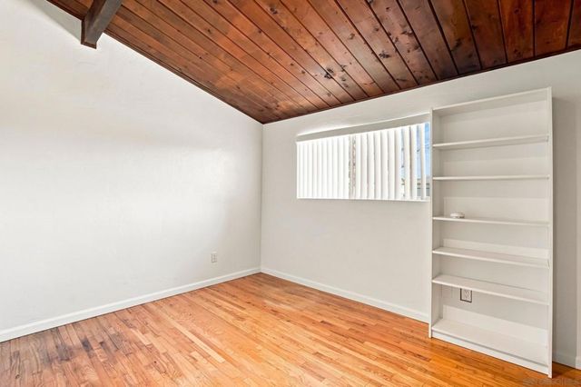 4952 Fir St, San Diego, CA 92102