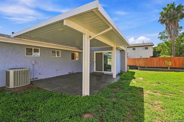 4952 Fir St, San Diego, CA 92102
