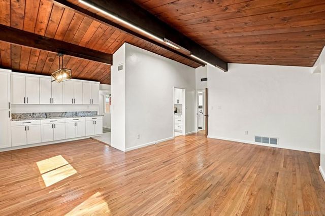 4952 Fir St, San Diego, CA 92102