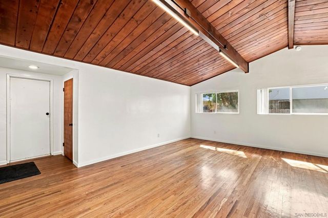 4952 Fir St, San Diego, CA 92102