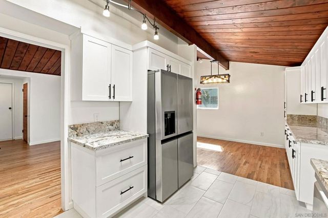 4952 Fir St, San Diego, CA 92102