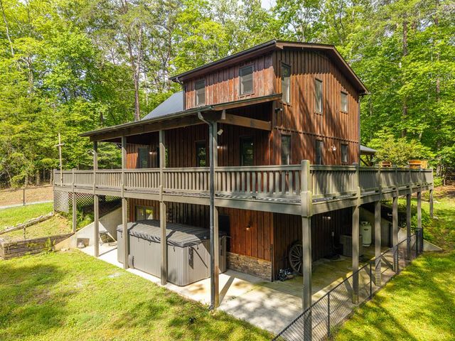 55 Hallee Drive, Mineral Bluff, GA 30559