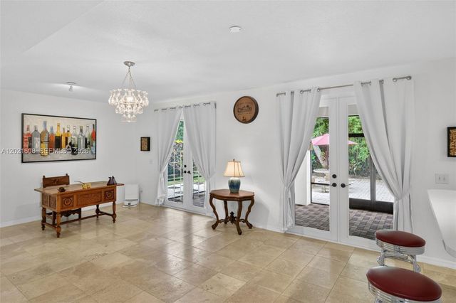 8204 SW 171st Street, Palmetto Bay, FL 33157