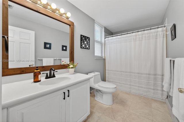 8204 SW 171st Street, Palmetto Bay, FL 33157