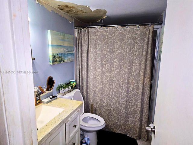940 NE 199th Street 114, Miami, FL 33179