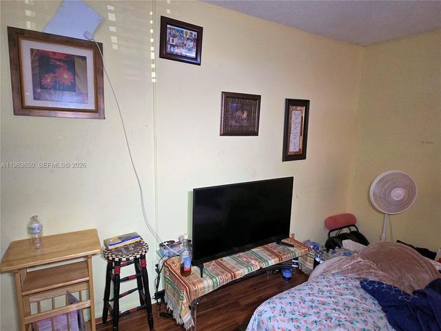 940 NE 199th Street 114, Miami, FL 33179
