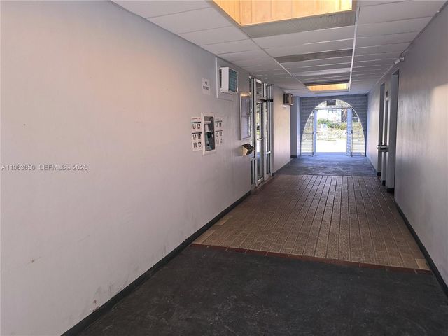 940 NE 199th Street 114, Miami, FL 33179