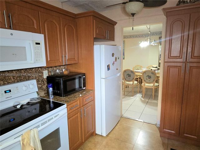 940 NE 199th Street 114, Miami, FL 33179