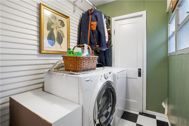 401 Price Avenue, Springdale, AR 72764