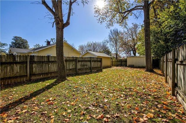 401 Price Avenue, Springdale, AR 72764