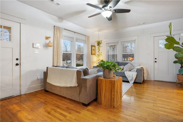 401 Price Avenue, Springdale, AR 72764