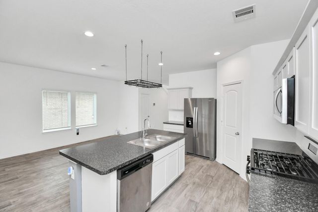 5443 Pinetree Crescent Lane, Spring, TX 77373