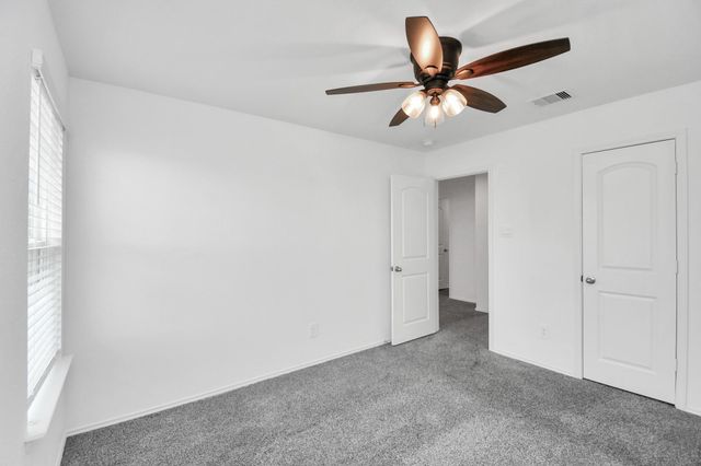 5443 Pinetree Crescent Lane, Spring, TX 77373