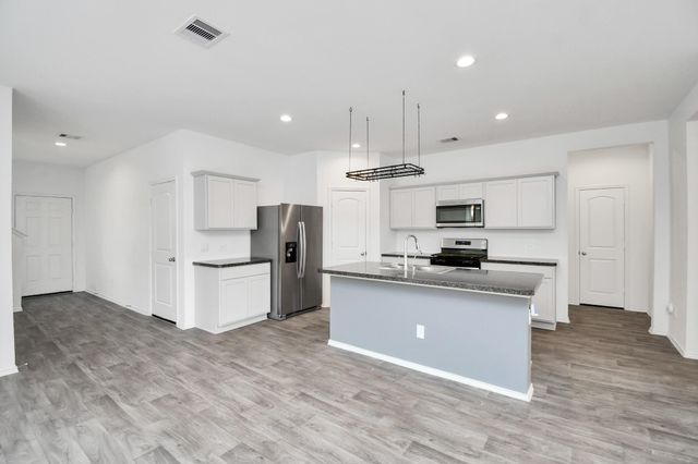 5443 Pinetree Crescent Lane, Spring, TX 77373