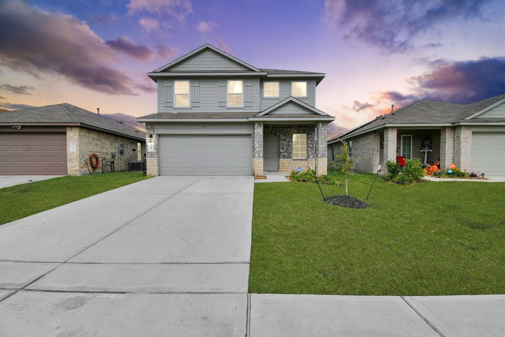 5443 Pinetree Crescent Lane, Spring, TX 77373