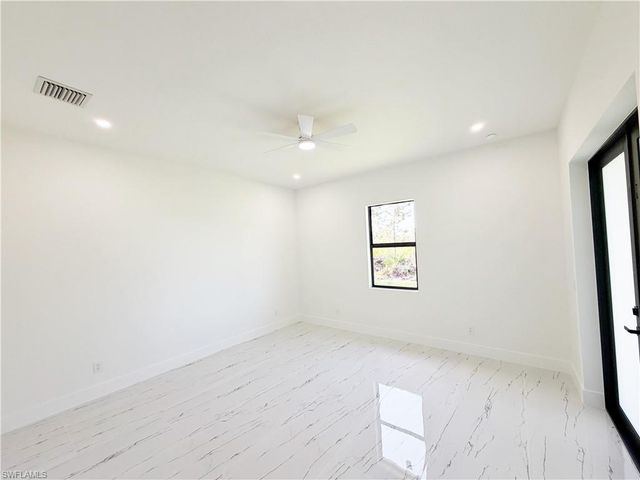 2607 49th ST W, Lehigh Acres, FL 33971
