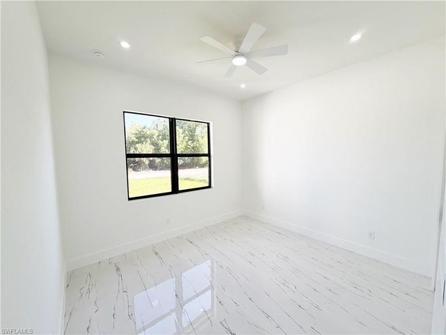 2607 49th ST W, Lehigh Acres, FL 33971