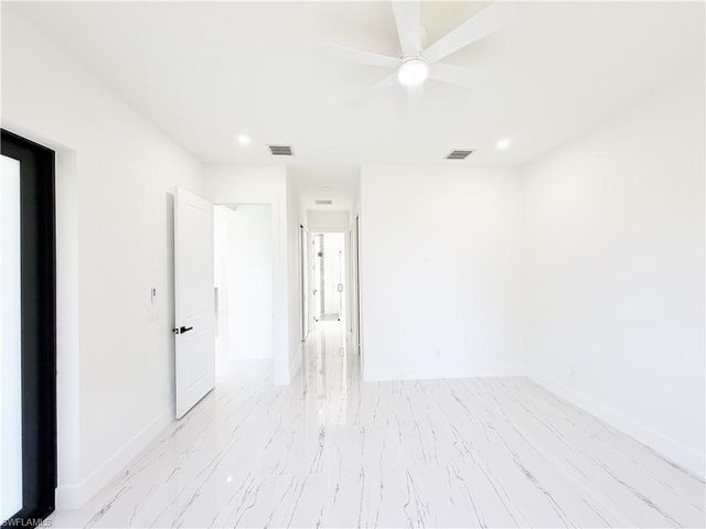 2607 49th ST W, Lehigh Acres, FL 33971