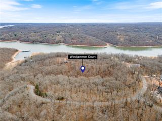 Windjammer Court, Rogers, AR 72756