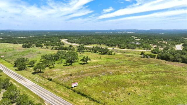 690 Windmill Ridge, Blanco, TX 78606