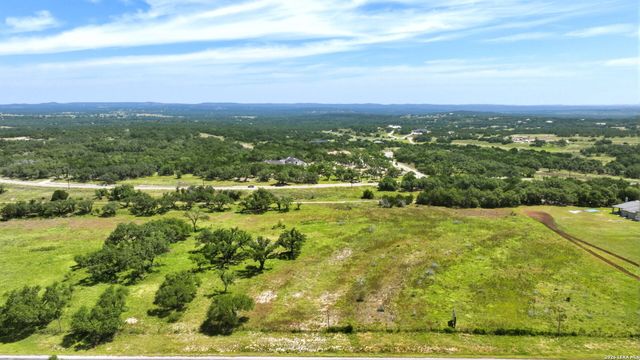 690 Windmill Ridge, Blanco, TX 78606